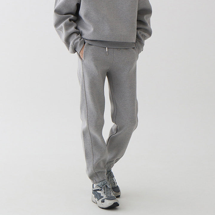 Oliver Cozy Round Sweater & Casual Pants