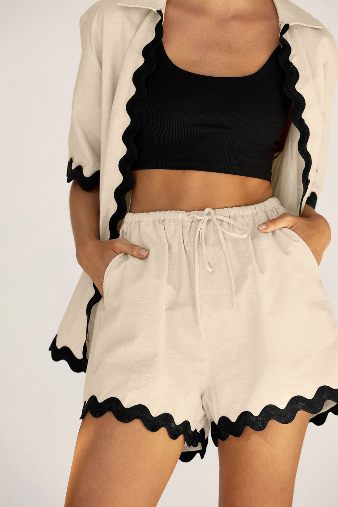 Contrast Wavy Shirt Two-piece Shorts Set