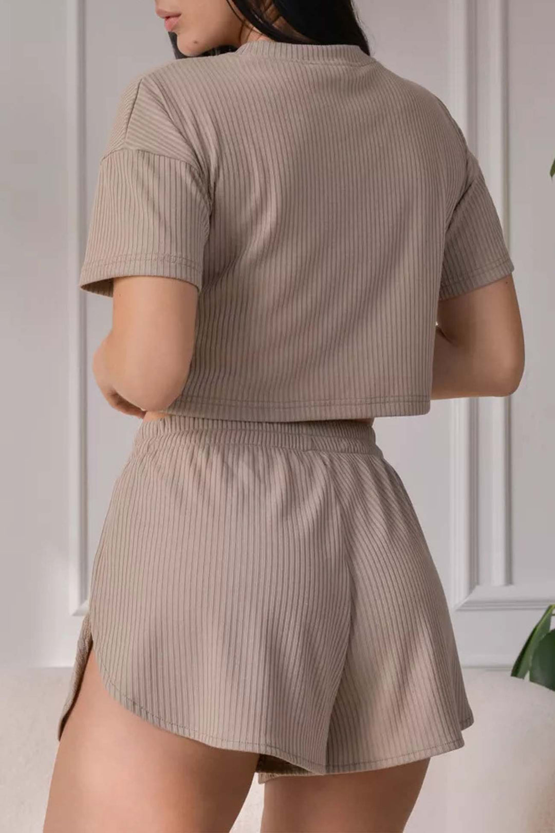 Crew Neck Crop Top Cross Shorts Set