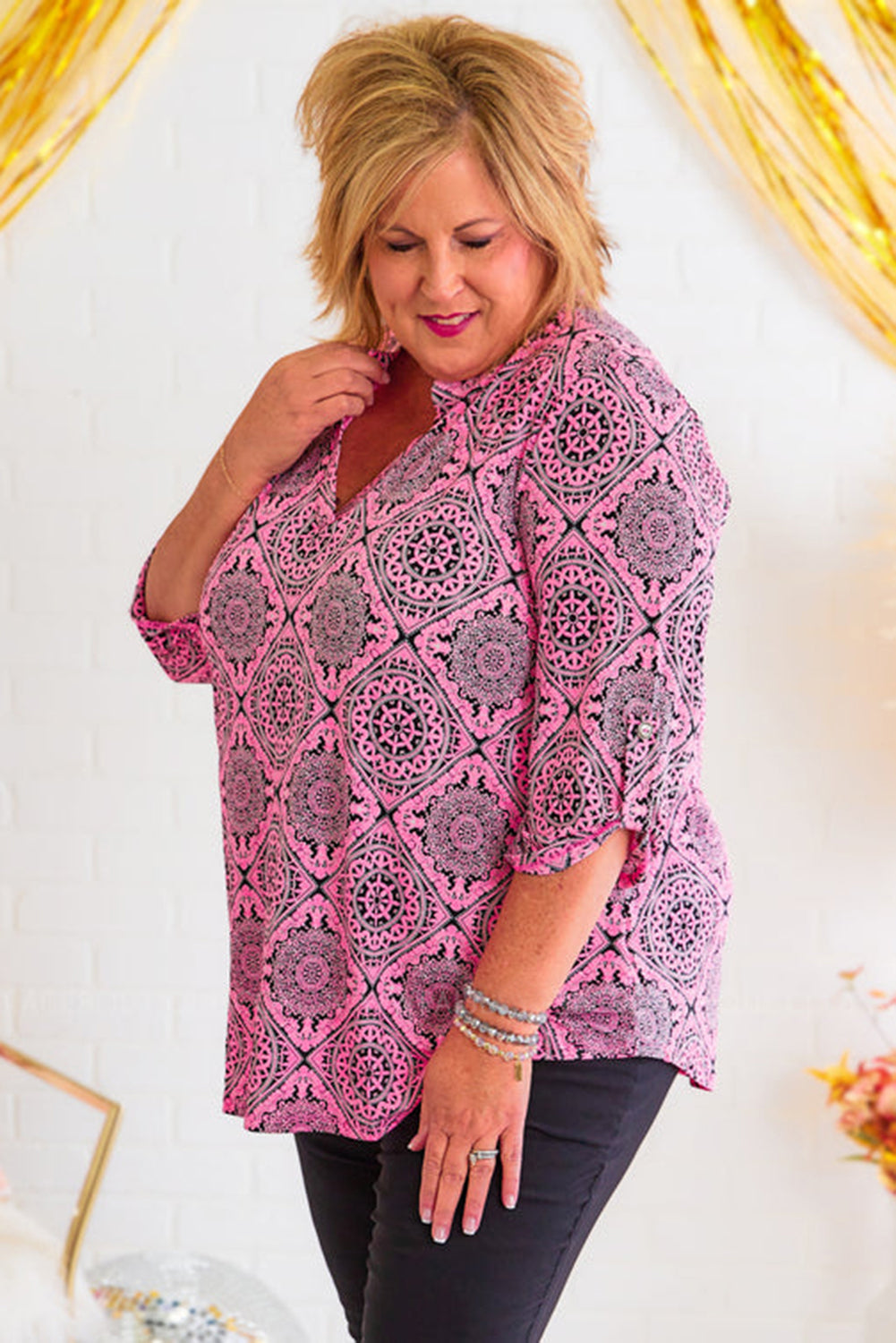 Plus Size Paisley Print V Neck Roll Tab Sleeve Blouse